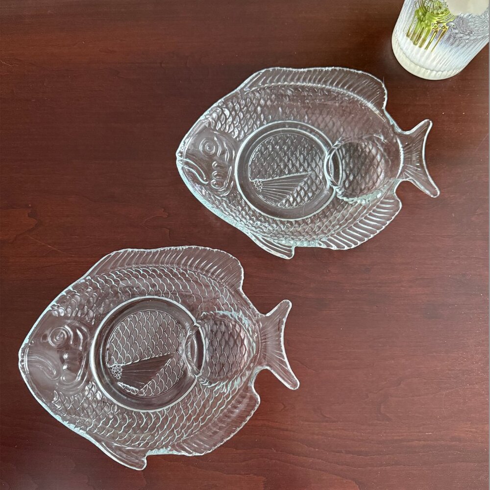 Glass Fish Snack Plates - Set of 2 - Used